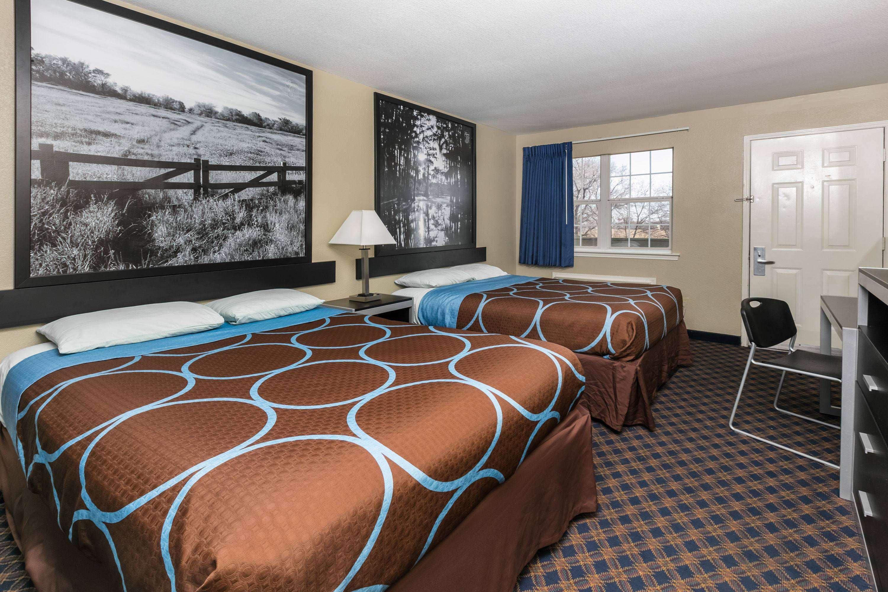 Super 8 By Wyndham Arlington Near At&T Stadium Exterior photo