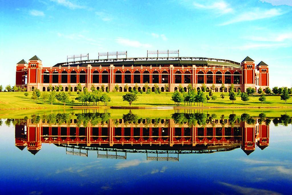 Super 8 By Wyndham Arlington Near At&T Stadium Exterior photo
